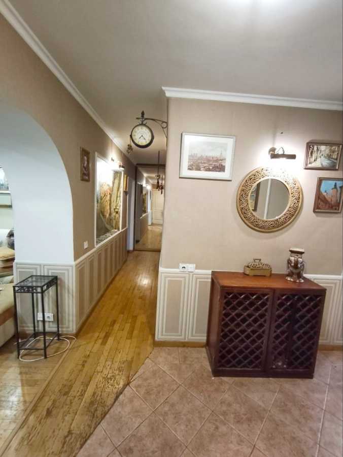 Оренда 2-кімнатної квартири 65 м², Нижній Вал вул., 41