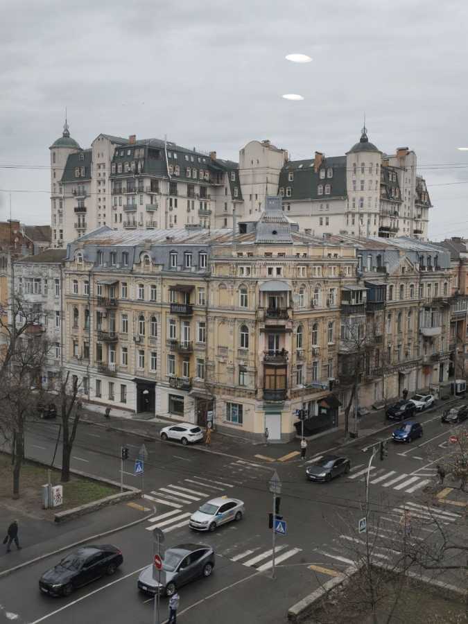 Оренда 2-кімнатної квартири 65 м², Нижній Вал вул., 41