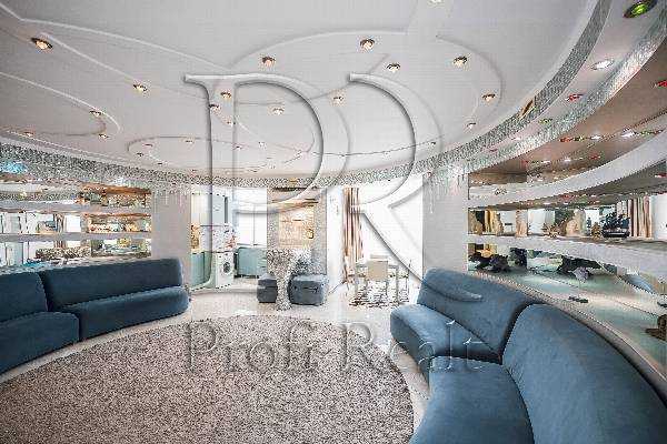 Продаж 3-кімнатної квартири 102 м², Ломоносова вул., 60А