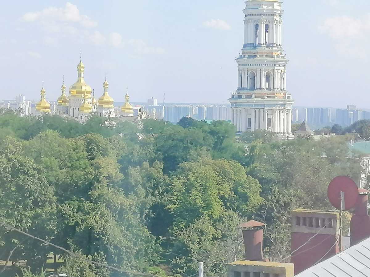 Продаж 1-кімнатної квартири 35 м², Лаврська вул., 4