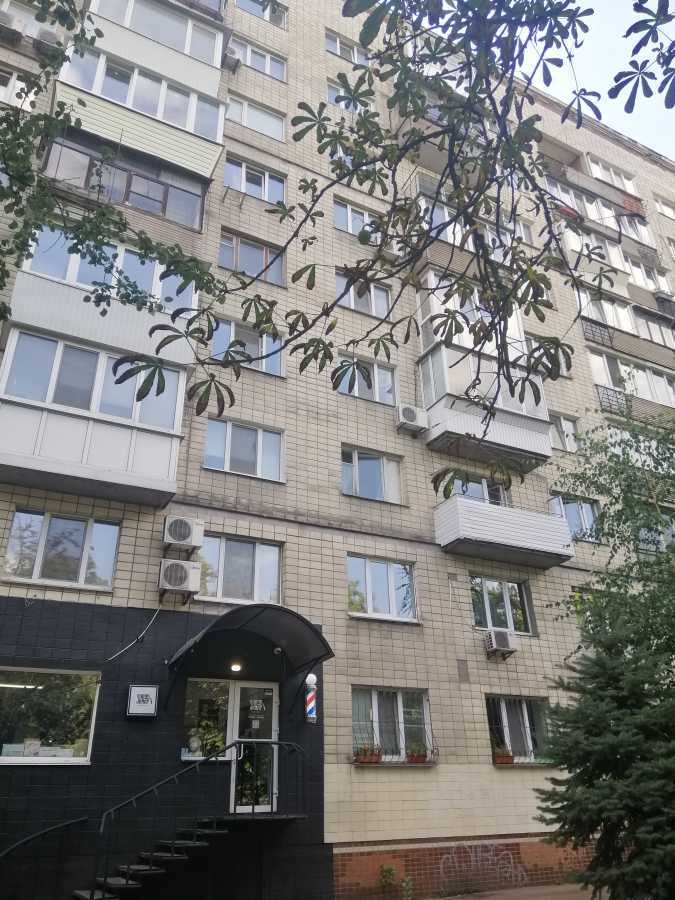 Продаж 1-кімнатної квартири 35 м², Лаврська вул., 4