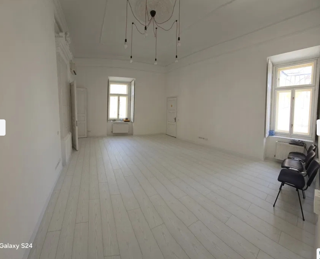 Оренда офісу 90 м², Преображенська вул.