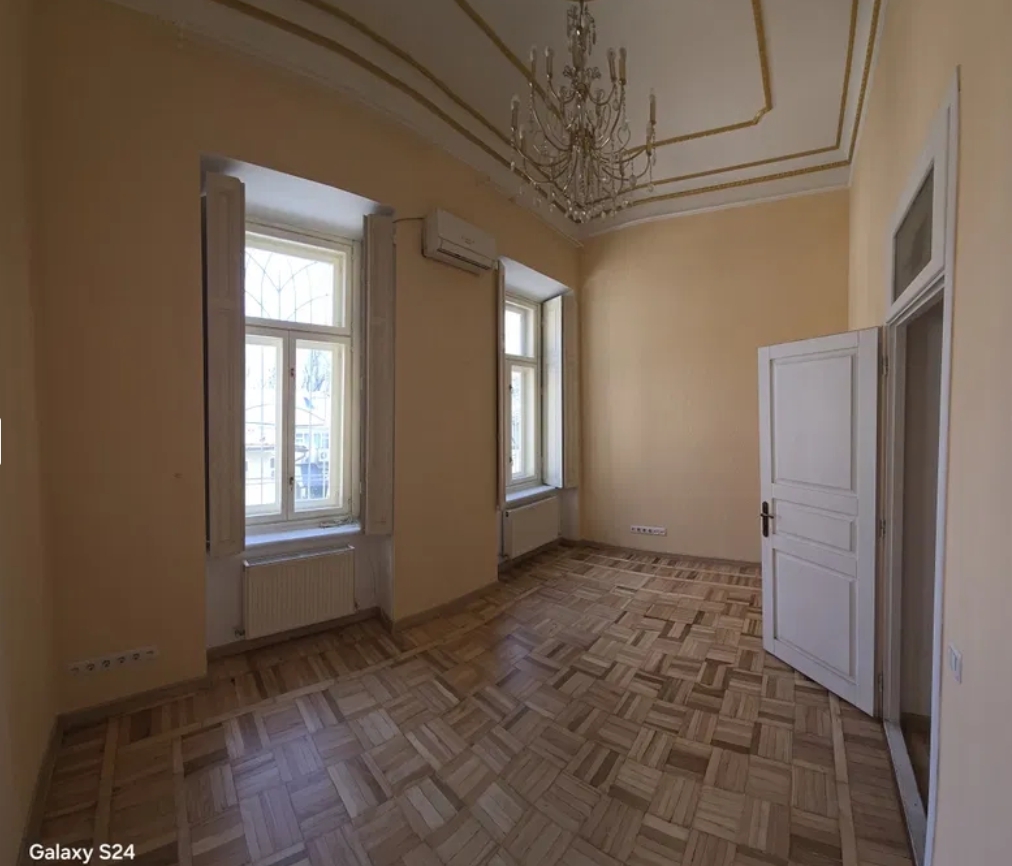 Оренда офісу 90 м², Преображенська вул.