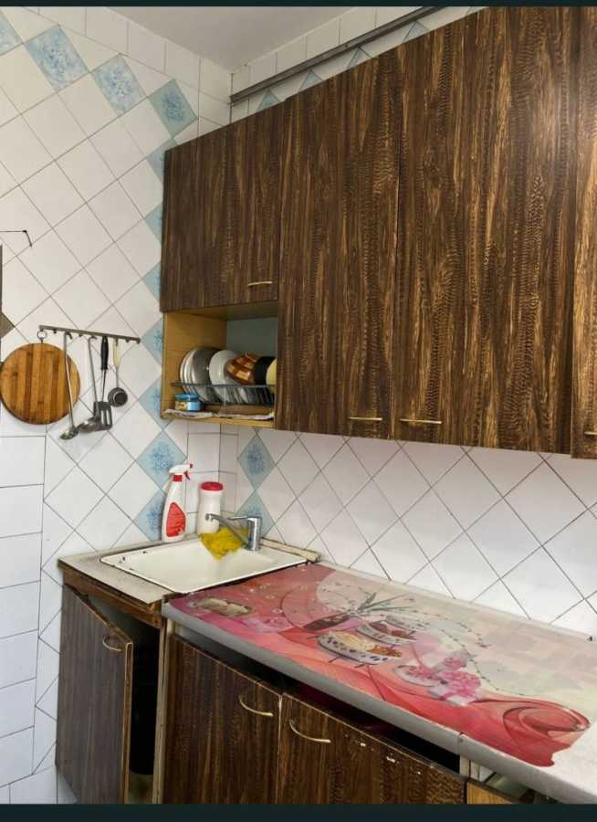 Продаж 3-кімнатної квартири 72 м², Жовтнева, 3