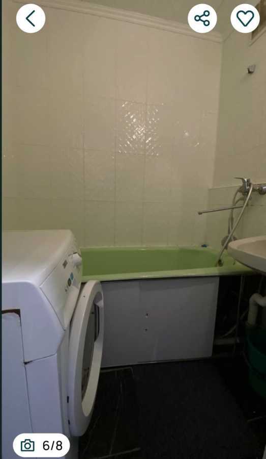 Продаж 3-кімнатної квартири 72 м², Жовтнева, 3