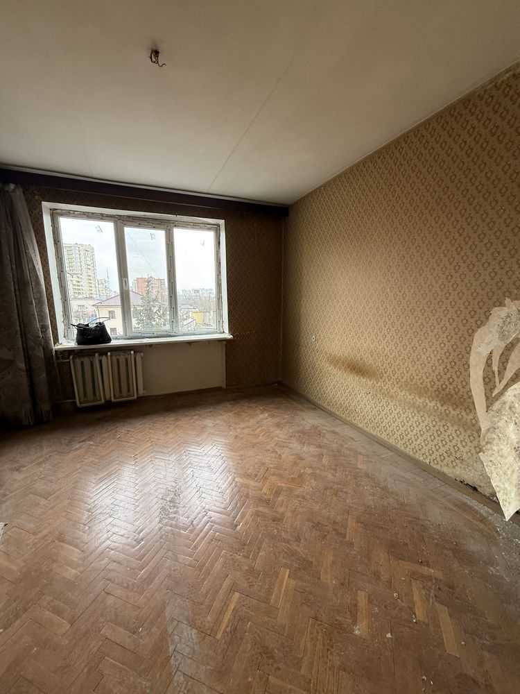 Продаж 3-кімнатної квартири 84 м², Тенистая вул., 10