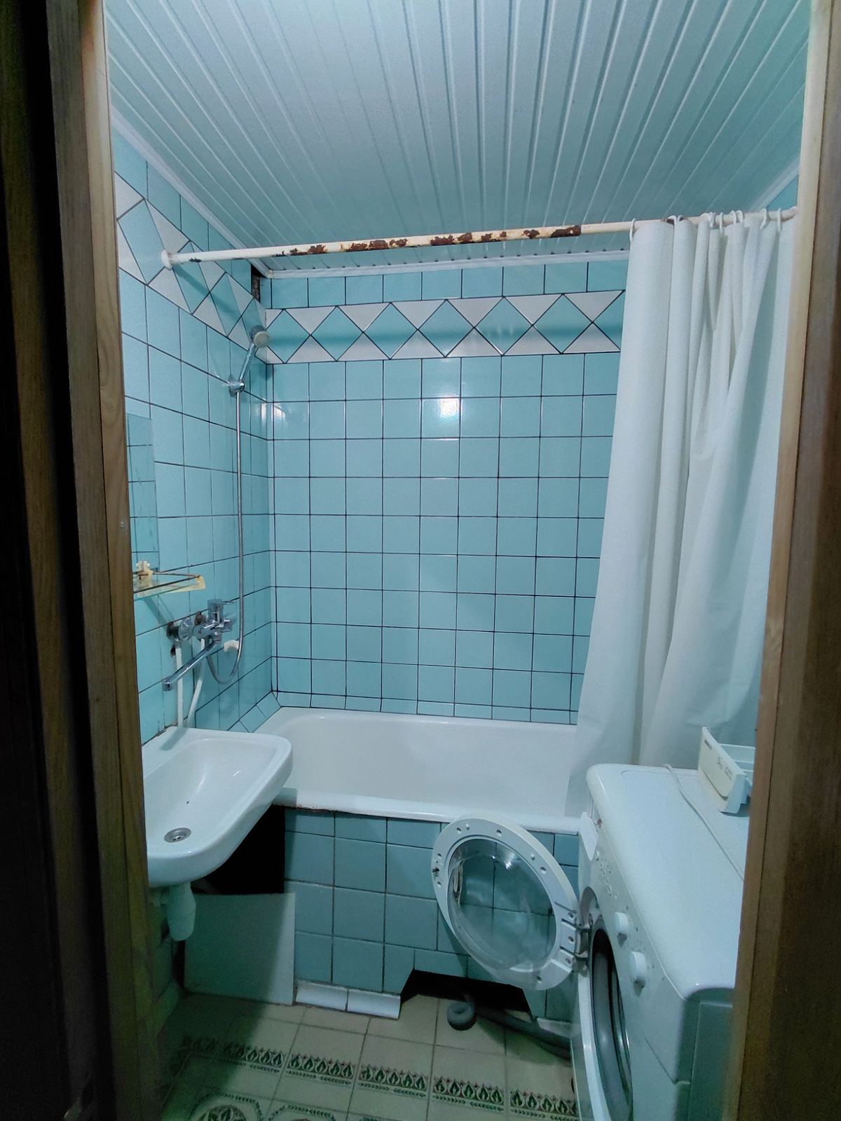 Аренда 2-комнатной квартиры 60 м², Днепровская ул., 1