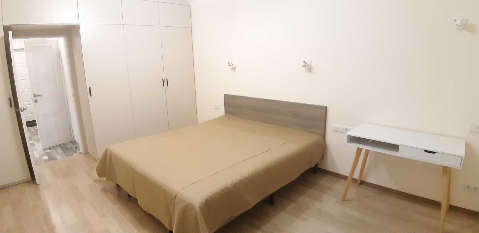 Оренда 1-кімнатної квартири 50 м², Академіка Глушкова просп., 9є