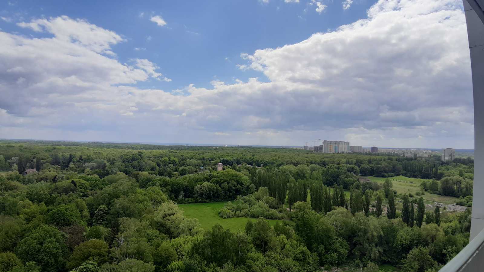 Оренда 1-кімнатної квартири 50 м², Академіка Глушкова просп., 9є