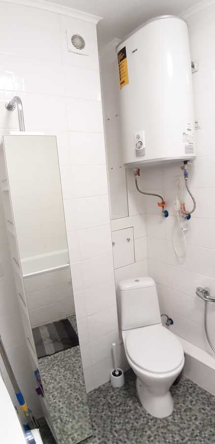 Оренда 1-кімнатної квартири 50 м², Академіка Глушкова просп., 9є