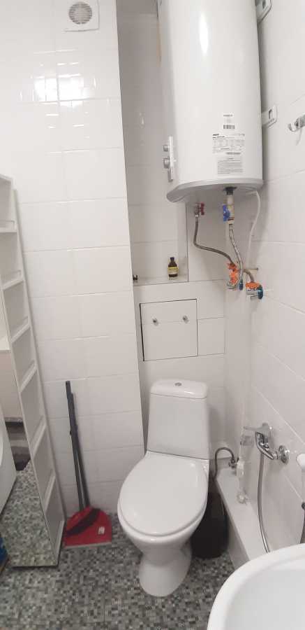 Оренда 1-кімнатної квартири 50 м², Академіка Глушкова просп., 9є