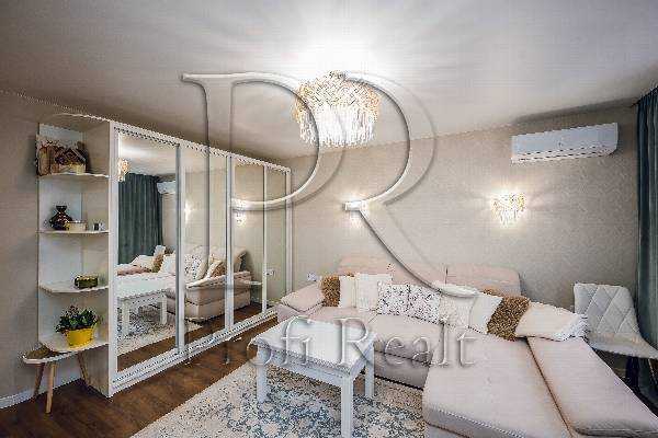 Продаж 1-кімнатної квартири 34 м², Героїв Небесної Сотні просп., 16/10