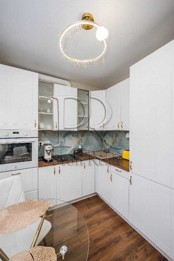 Продаж 1-кімнатної квартири 34 м², Героїв Небесної Сотні просп., 16/10