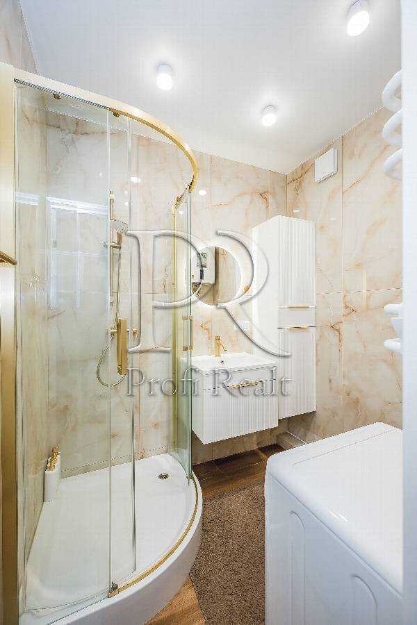 Продаж 1-кімнатної квартири 34 м², Героїв Небесної Сотні просп., 16/10