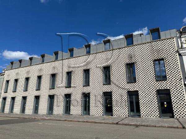 Продаж 1-кімнатної квартири 47 м², Петра Сагайдачного вул., 18