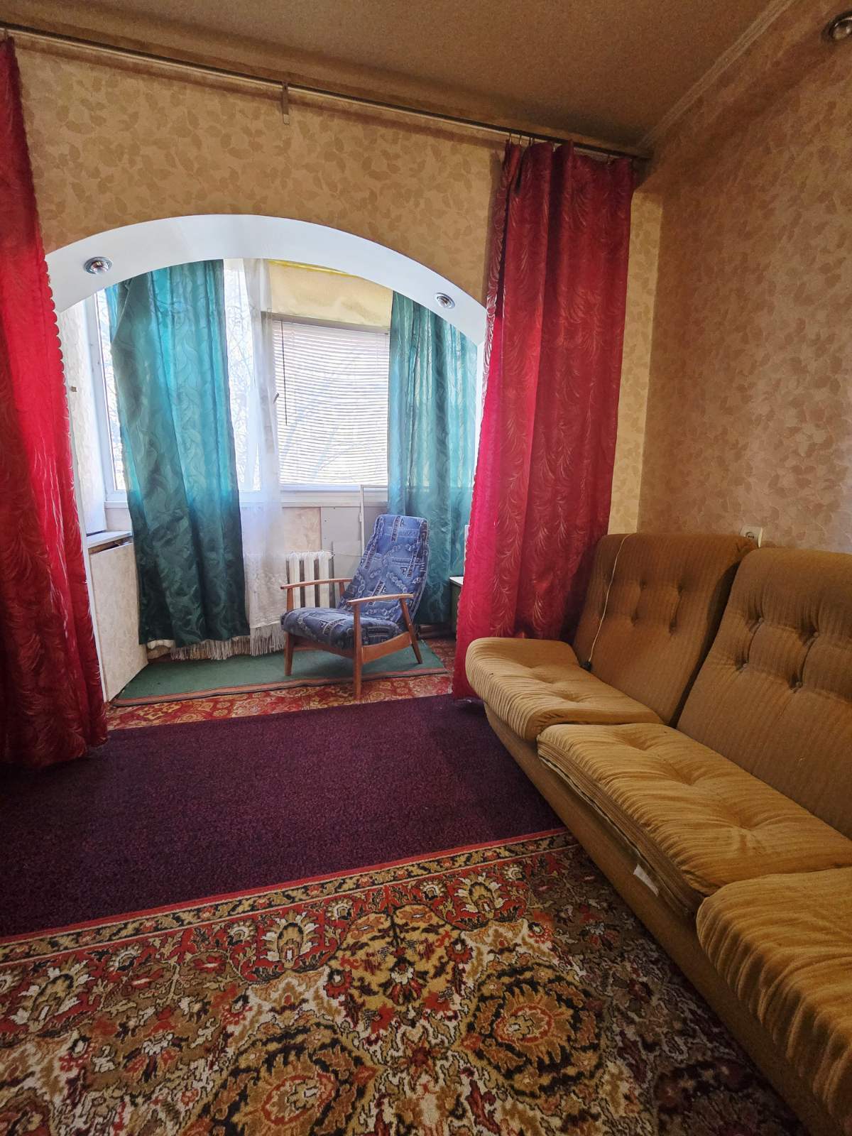 Продажа 1-комнатной квартиры 42 м², Славы бул., 44