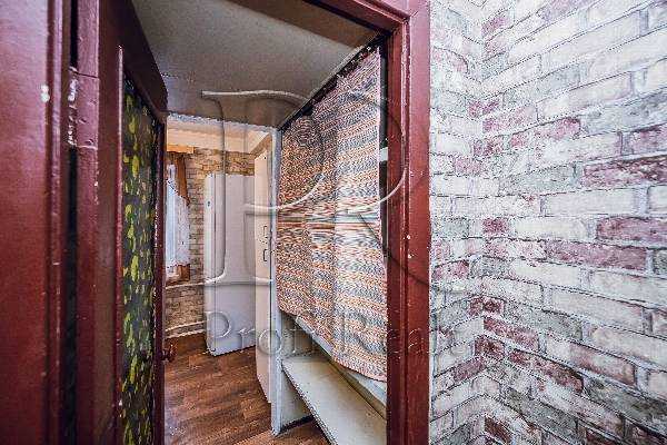 Продажа 2-комнатной квартиры 47 м², Валентина Серова ул., 36