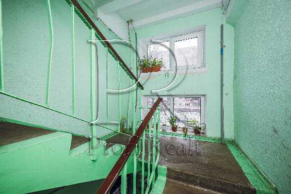 Продажа 2-комнатной квартиры 47 м², Валентина Серова ул., 36