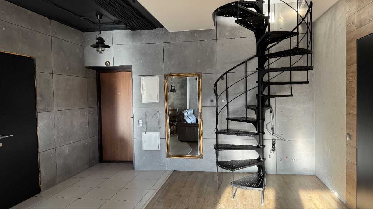 Продаж 3-кімнатної квартири 123 м², Будівельників вул., 14в