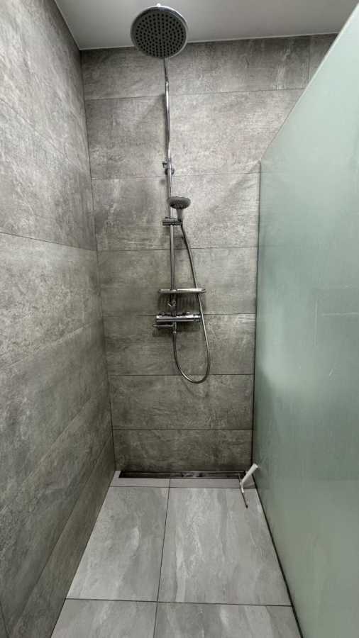 Продаж 3-кімнатної квартири 123 м², Будівельників вул., 14в