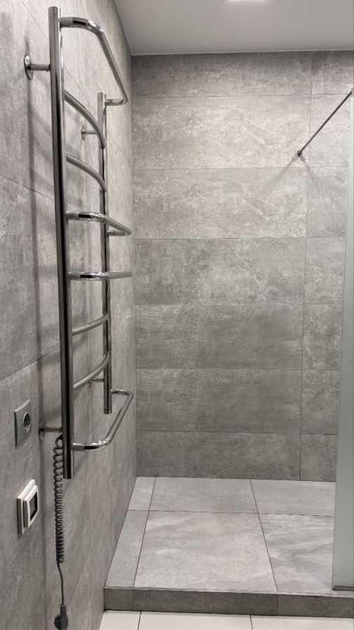 Продаж 3-кімнатної квартири 123 м², Будівельників вул., 14в