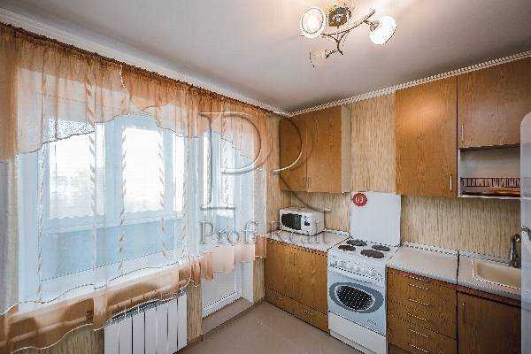 Продажа 2-комнатной квартиры 45 м², Академика Глушкова просп., 18