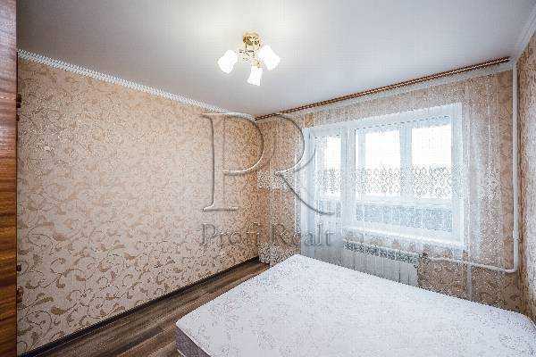 Продажа 2-комнатной квартиры 45 м², Академика Глушкова просп., 18