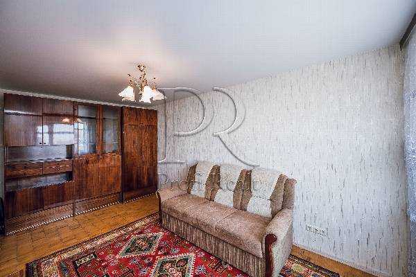 Продажа 2-комнатной квартиры 45 м², Академика Глушкова просп., 18