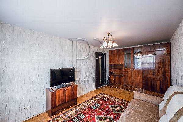 Продажа 2-комнатной квартиры 45 м², Академика Глушкова просп., 18