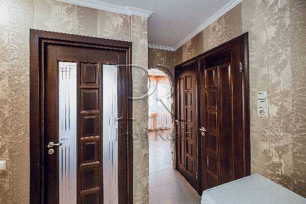 Продажа 2-комнатной квартиры 45 м², Академика Глушкова просп., 18
