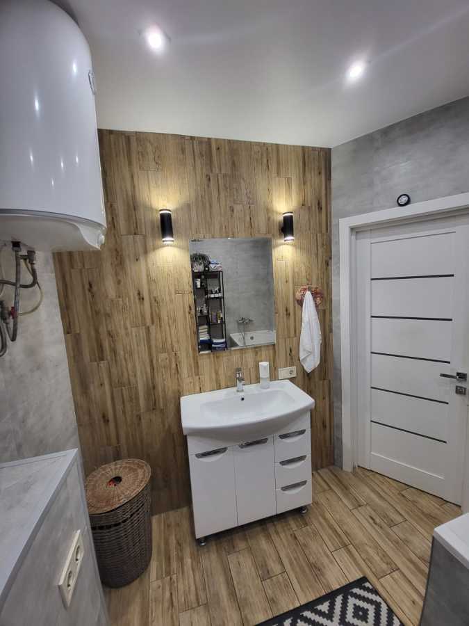 Продаж 3-кімнатної квартири 120 м², Симона Петлюри вул., 11Г