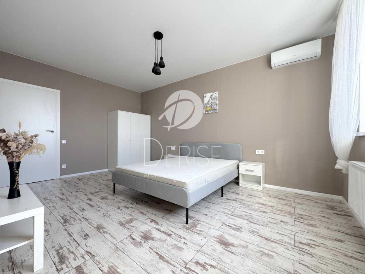 Продаж 2-кімнатної квартири 63 м², Михайла Донця вул., Ломоносова, 34б