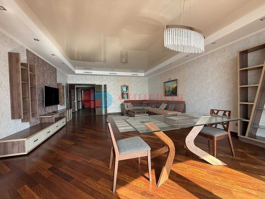 Аренда 3-комнатной квартиры 151 м², Раисы Окипной ул., 18