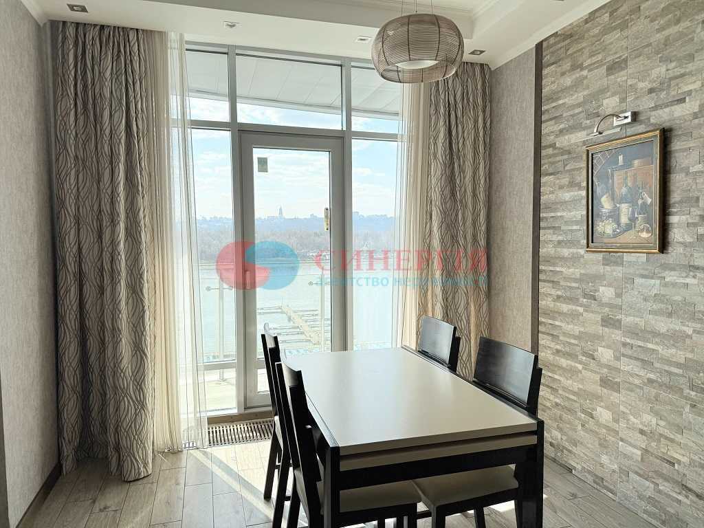 Аренда 3-комнатной квартиры 151 м², Раисы Окипной ул., 18