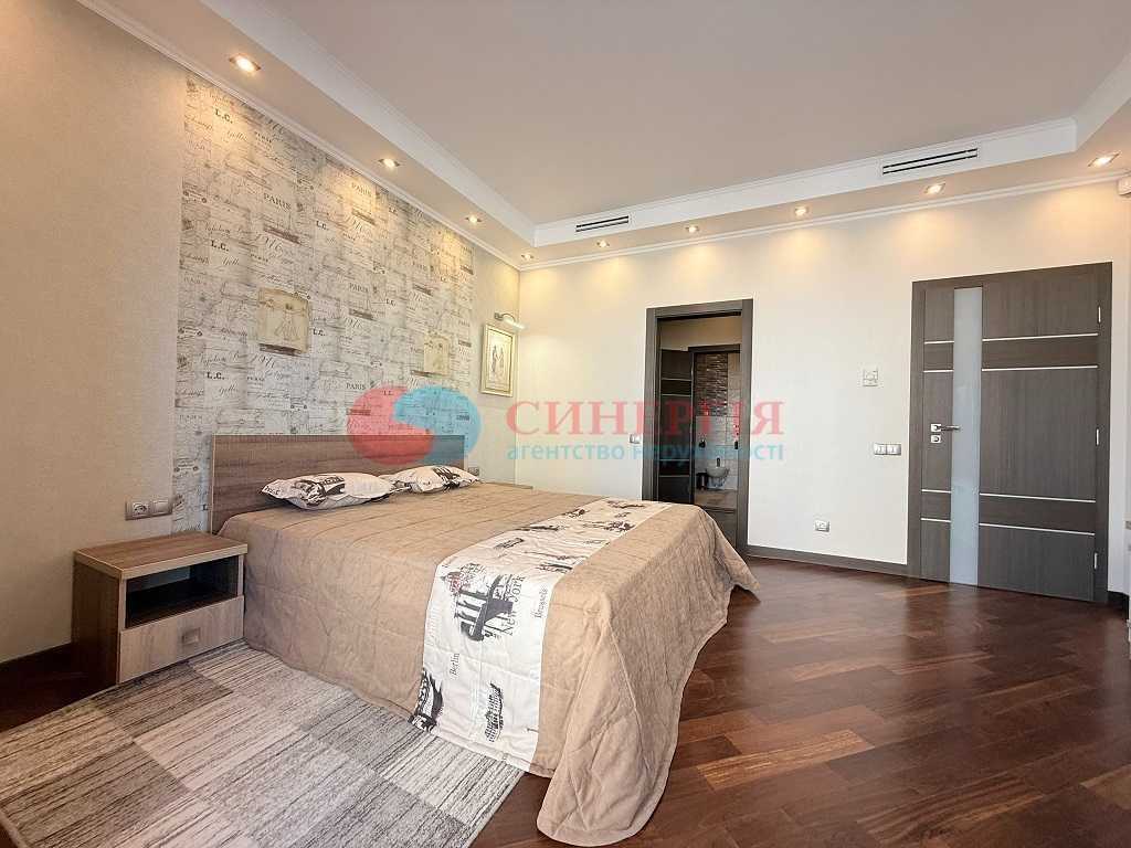 Аренда 3-комнатной квартиры 151 м², Раисы Окипной ул., 18