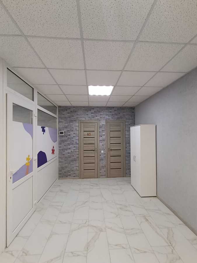 Продаж офісу 57 м², Євгена Харченко вул., 47