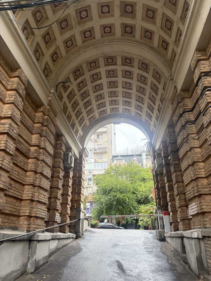 Продаж 1-кімнатної квартири 36 м², Микільсько-Ботанічна вул., 7/9