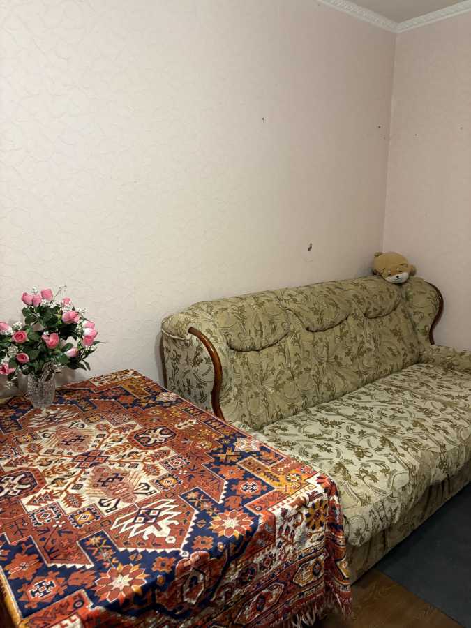 Оренда 1-кімнатної квартири 30 м², Квітневий пров.