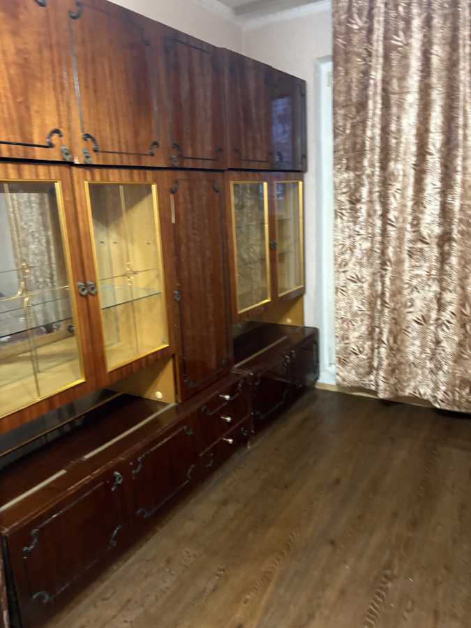 Оренда 1-кімнатної квартири 30 м², Квітневий пров.