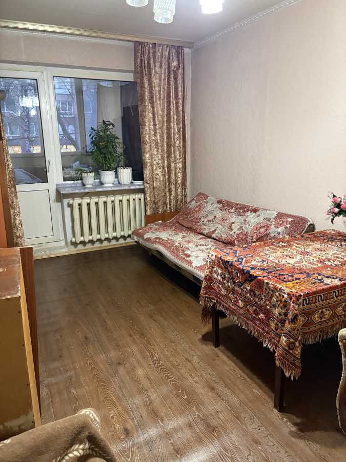 Оренда 1-кімнатної квартири 30 м², Квітневий пров.