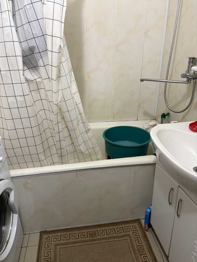 Оренда 1-кімнатної квартири 30 м², Квітневий пров.