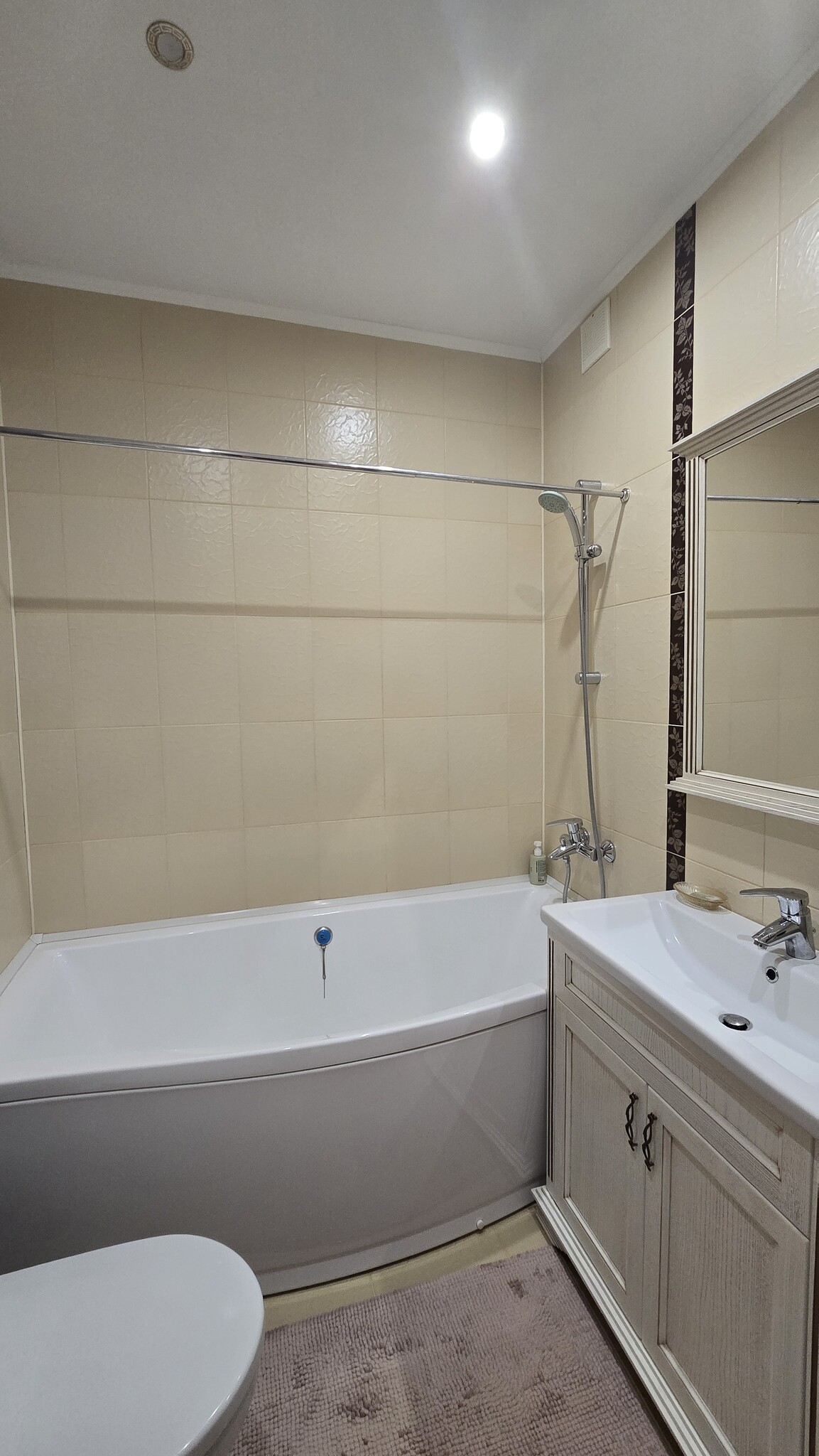 Продаж 4-кімнатної квартири 83.3 м², Середньофонтанська вул., 4