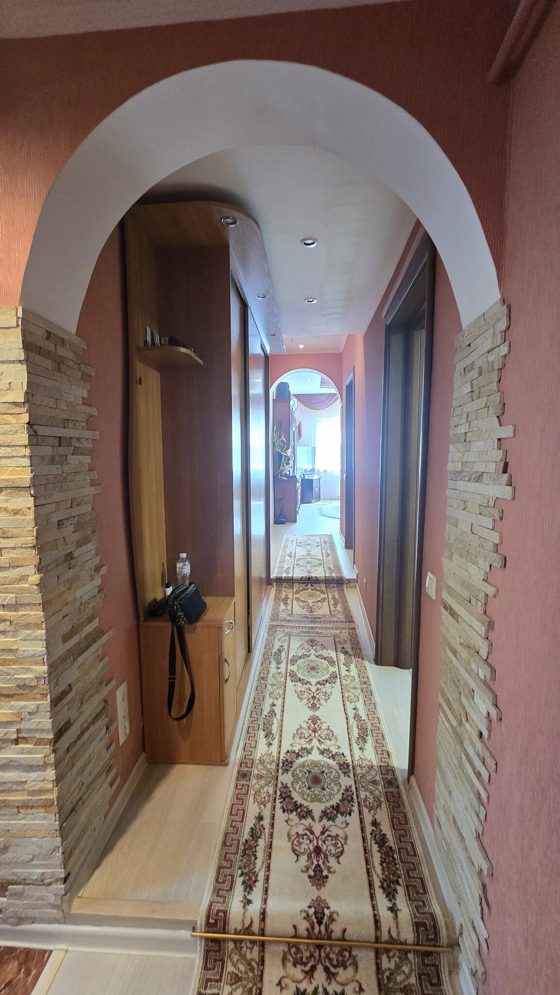 Продаж 4-кімнатної квартири 83.3 м², Середньофонтанська вул., 4