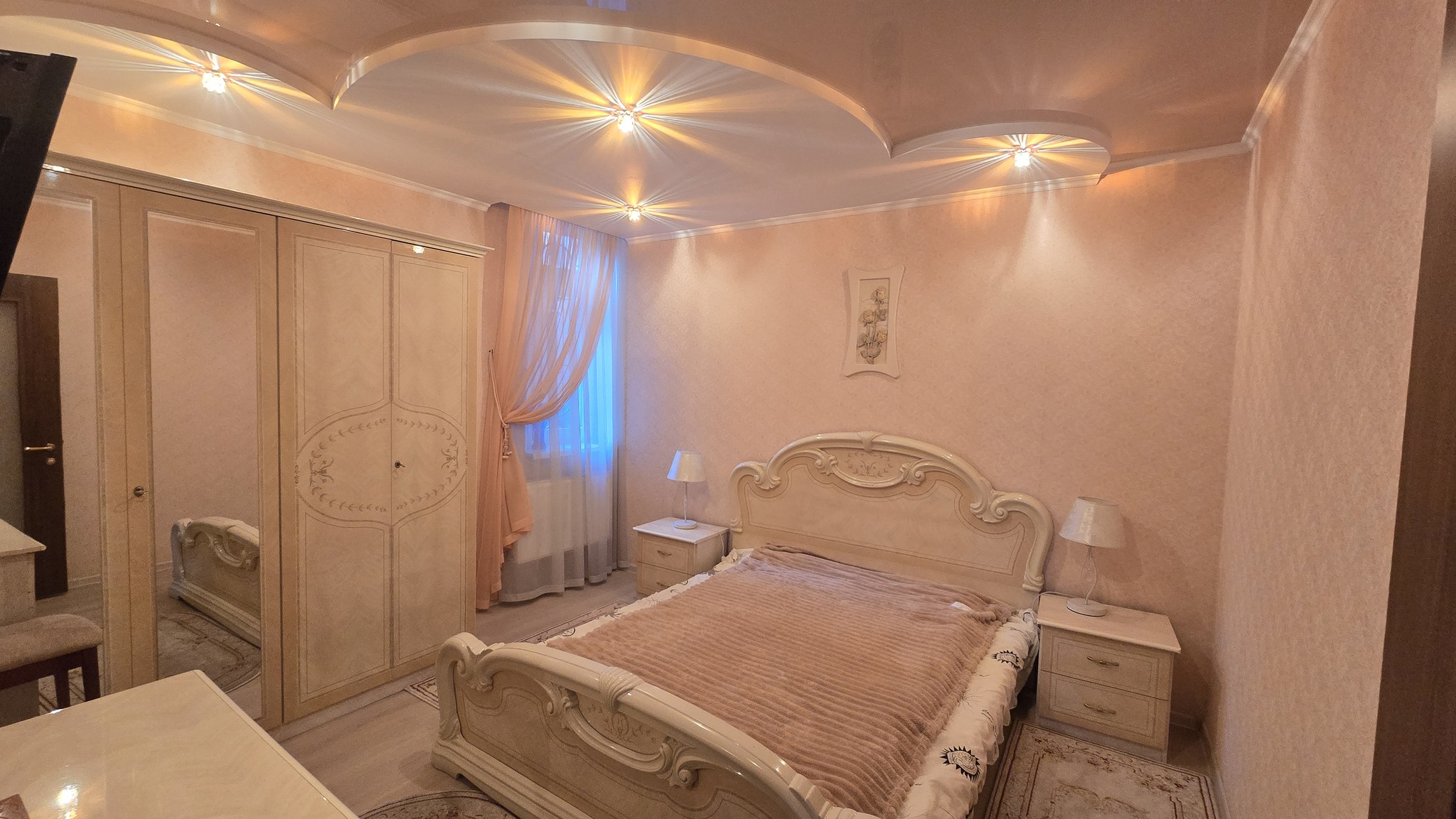 Продаж 4-кімнатної квартири 83.3 м², Середньофонтанська вул., 4