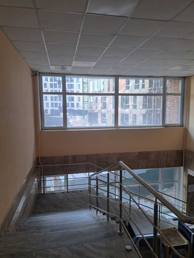 Оренда офісу 43 м², Патріса Лумумби, 4/6