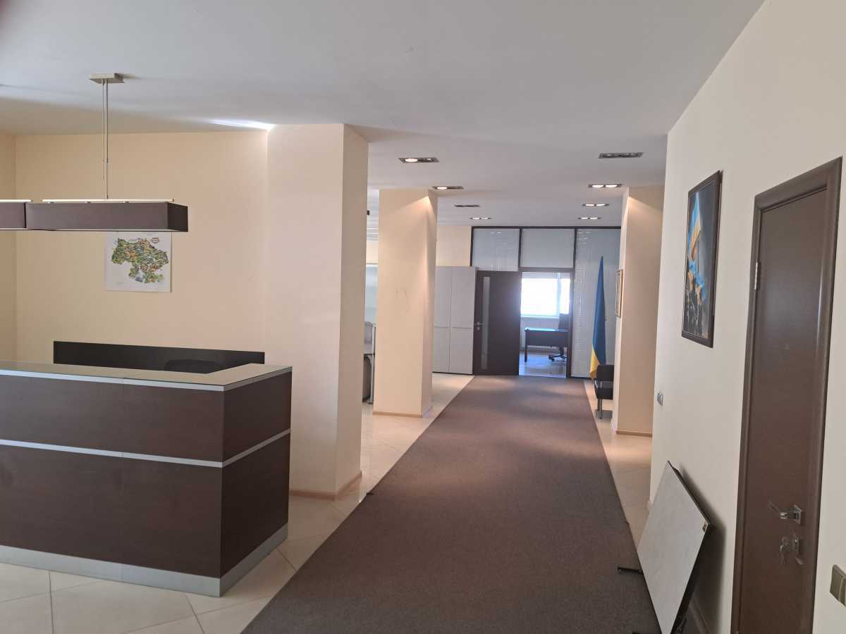 Оренда офісу 253 м², Патріса Лумумби, 4/6