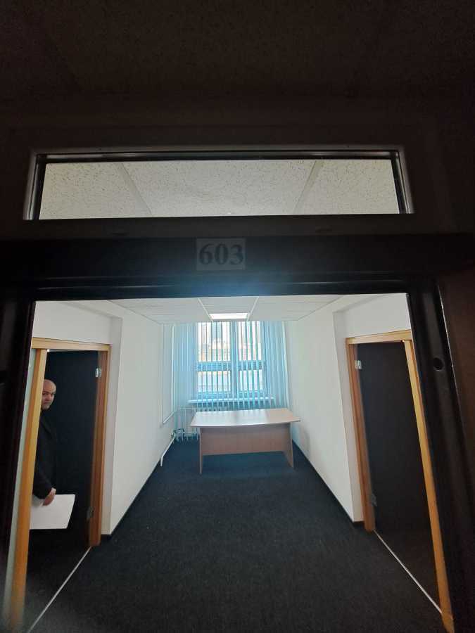 Оренда офісу 92.8 м², Іоанна Павла ІІ вул., 4/6