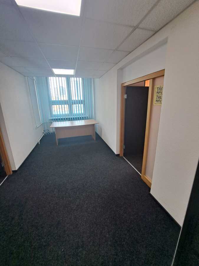 Оренда офісу 92.8 м², Іоанна Павла ІІ вул., 4/6
