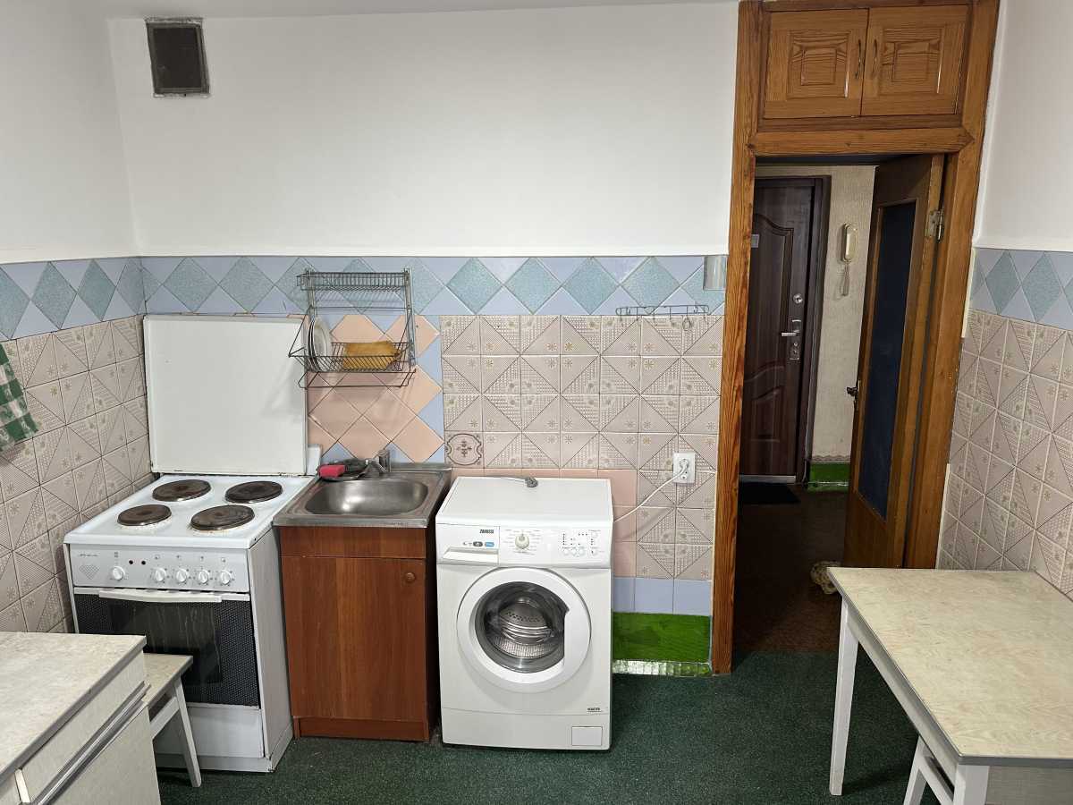 Оренда 1-кімнатної квартири 34 м², Здолбунівська вул., 5