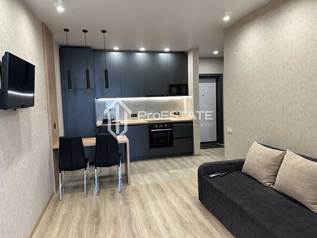 Продаж 1-кімнатної квартири 40 м², Зарічна вул., 4 К1